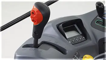 Kubota M6-121U Mening